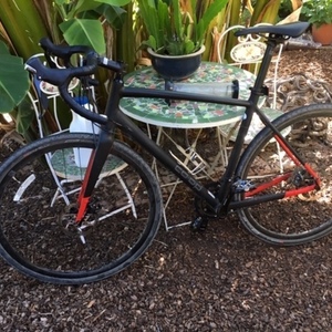 2018 REI Road/Hybrid Black and Red