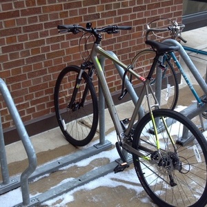 2014 Specialized Crosstrail Silver, gray or bare metal