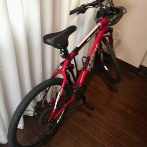 Trek Red