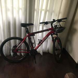Trek Red