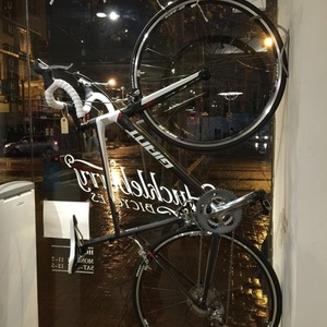 2015 Giant Defy 2 Silver or Gray, White, and Red