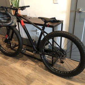 2020 Specialized FUSE COMP 6FATTIE Black