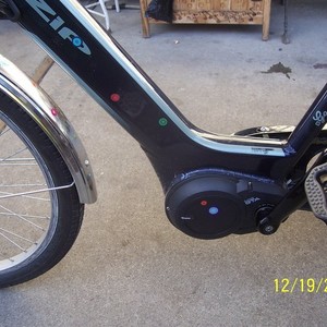 2016 IZIP tricycle Blue