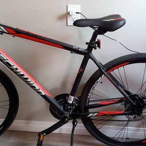 2019 Schwinn hibryd Black