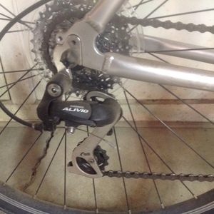 Trek 7.2 FX Silver, gray or bare metal