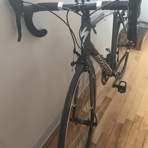 2015 Specialized Allez Sport Silver or Gray