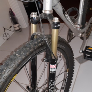 Access XCL 26 Silver, gray or bare metal