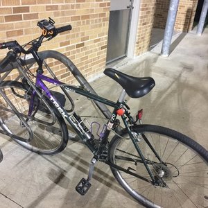 2000 Trek Hybrid Bicycle Purple
