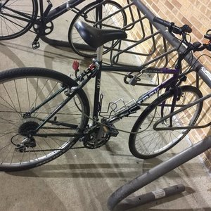 2000 Trek Hybrid Bicycle Purple