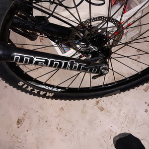 Fuji Reveal 1.0 Black and Green