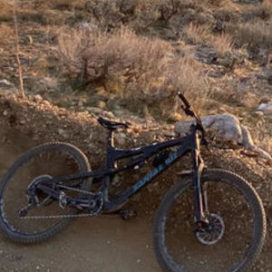 2017 Santa Cruz Bronson Black