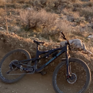2017 Santa Cruz Bronson Black