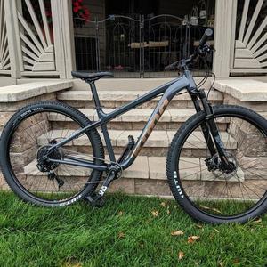 2019 Kona Kahuna Silver, gray or bare metal