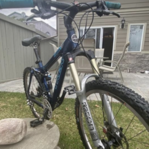 Trek X700 Blue and Blue