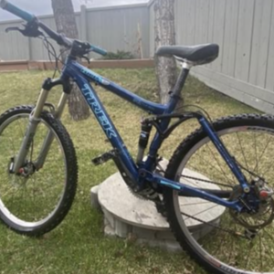 Trek X700 Blue and Blue