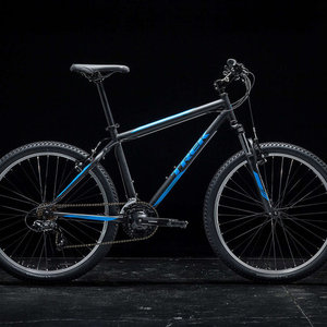 2018 Trek 820 Black