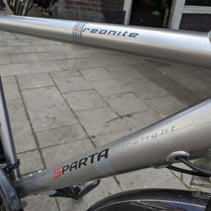 Sparta Creonite Silver, gray or bare metal