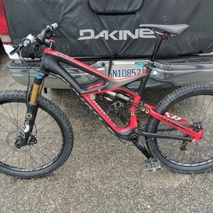 2013 Specialized S-Works Enduro Carbon 26 Black and Red