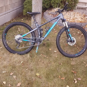 2018 Marin Bikes Hawk Hill Silver, gray or bare metal and Blue