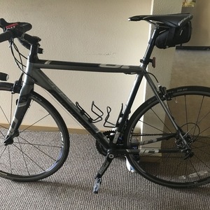 2014 Cannondale Caad10 5 105 Silver, gray or bare metal
