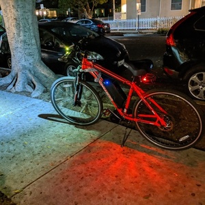 2016 Schwinn GTX 2.0 700c Men's Dual 18 Sport Bike, 18-Inch/Medium, Red Red