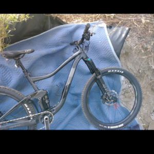 2019 Giant Medium Trance 2 Black