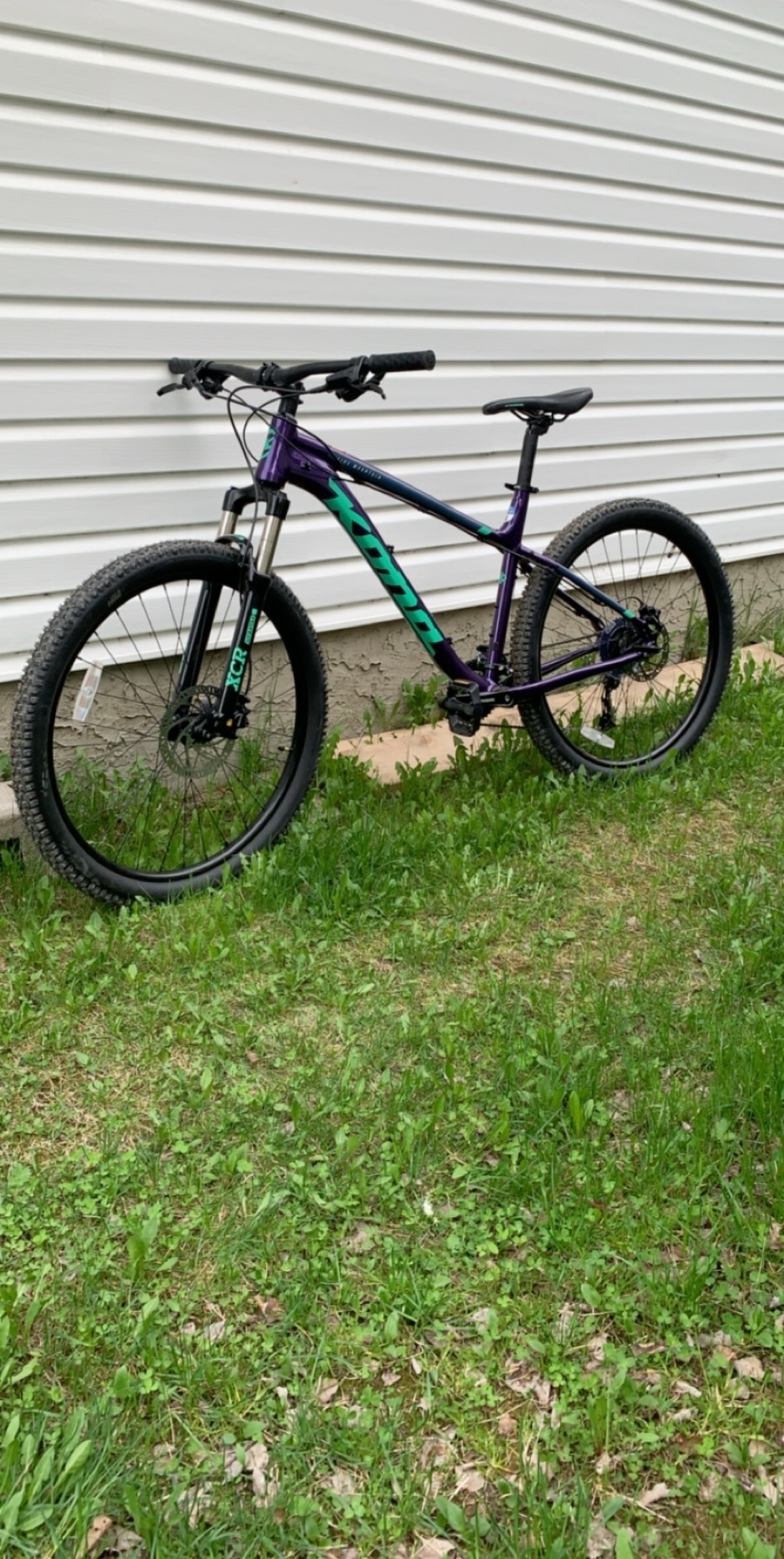 red mtb wheels