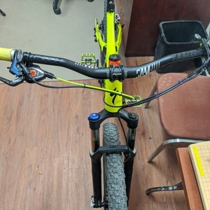 2017 Specialized Camber 29 Yellow or Gold