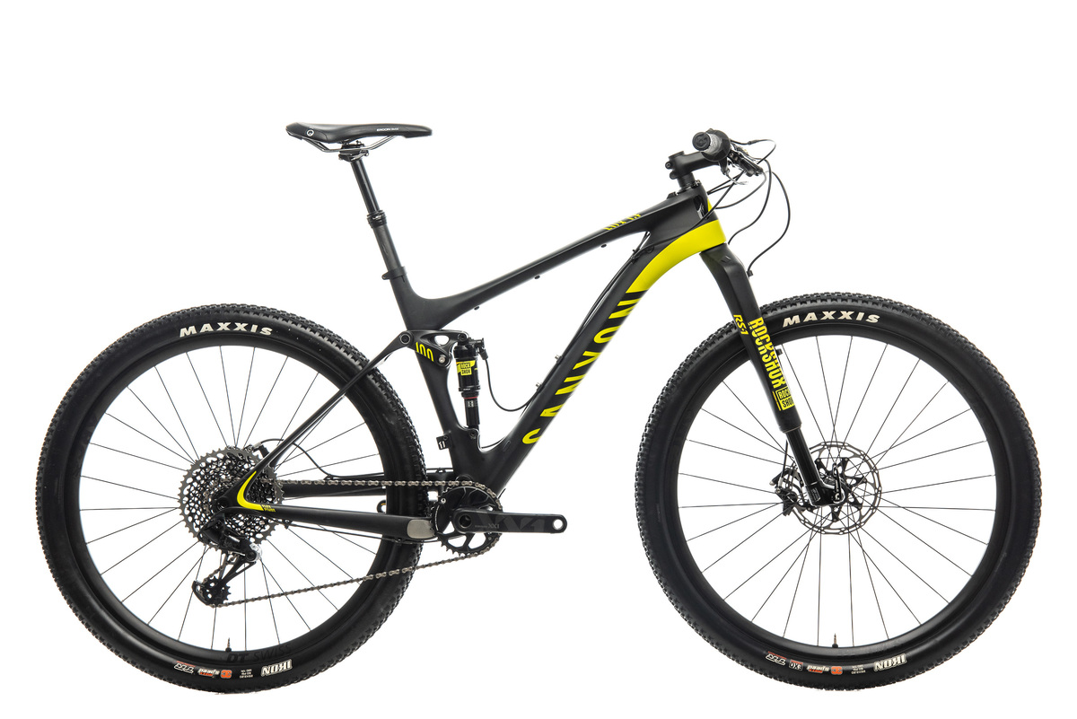 canyon lux cf 9.0 pro race