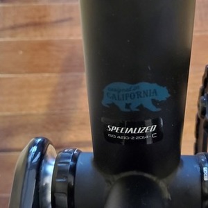 2018 Specialized Sequoia Expert Black and Teal