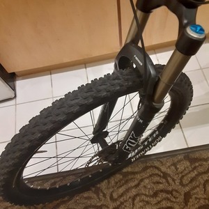2011 Trek Fuel EX 8 Black and Silver, gray or bare metal