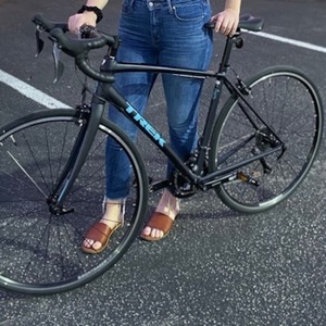 2020 Trek Black