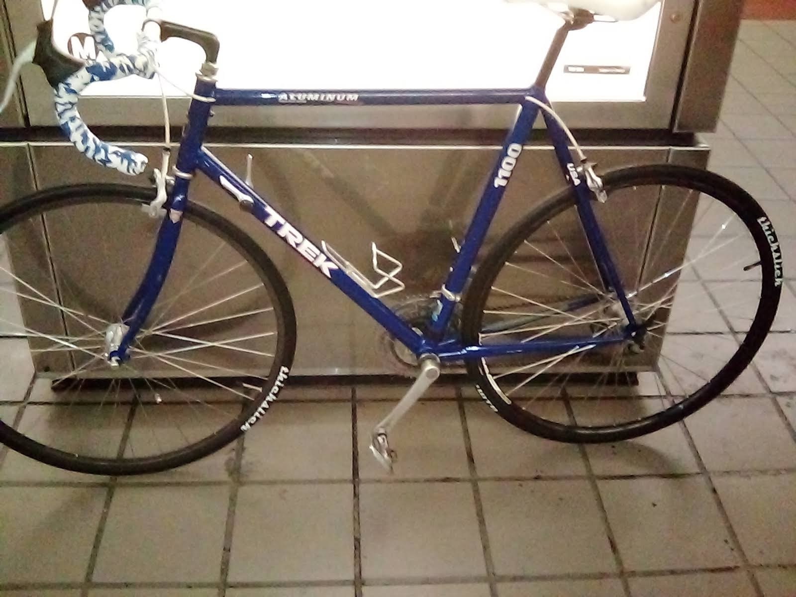 trek 1100 blue book