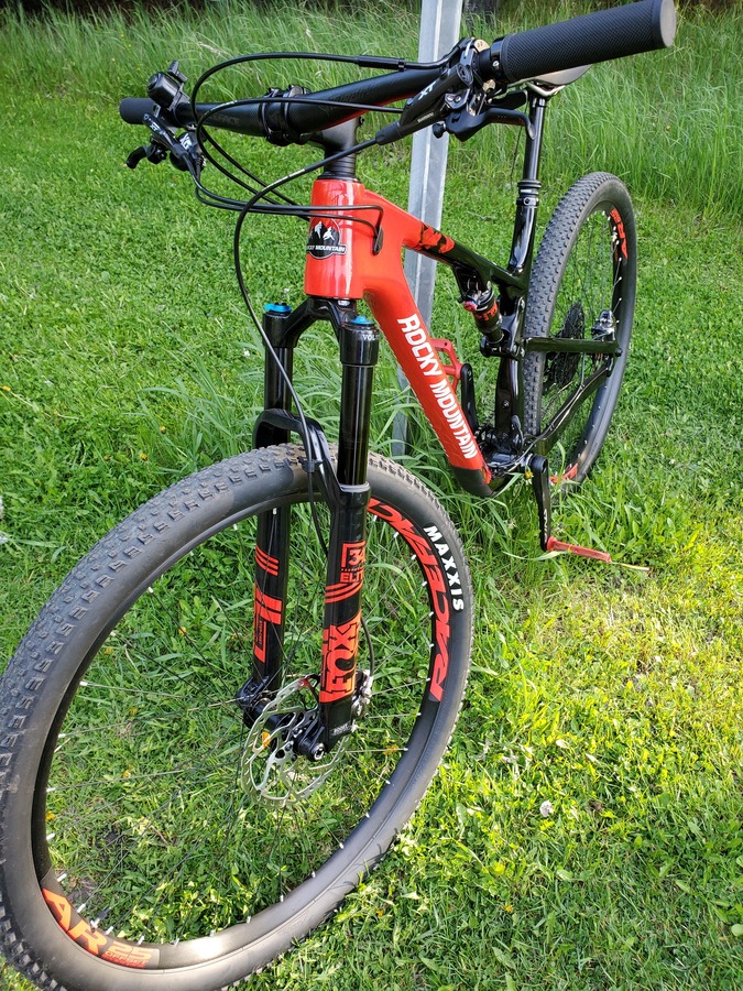 2019 Rocky Mountain Bicycles ELEMENT C70 Large