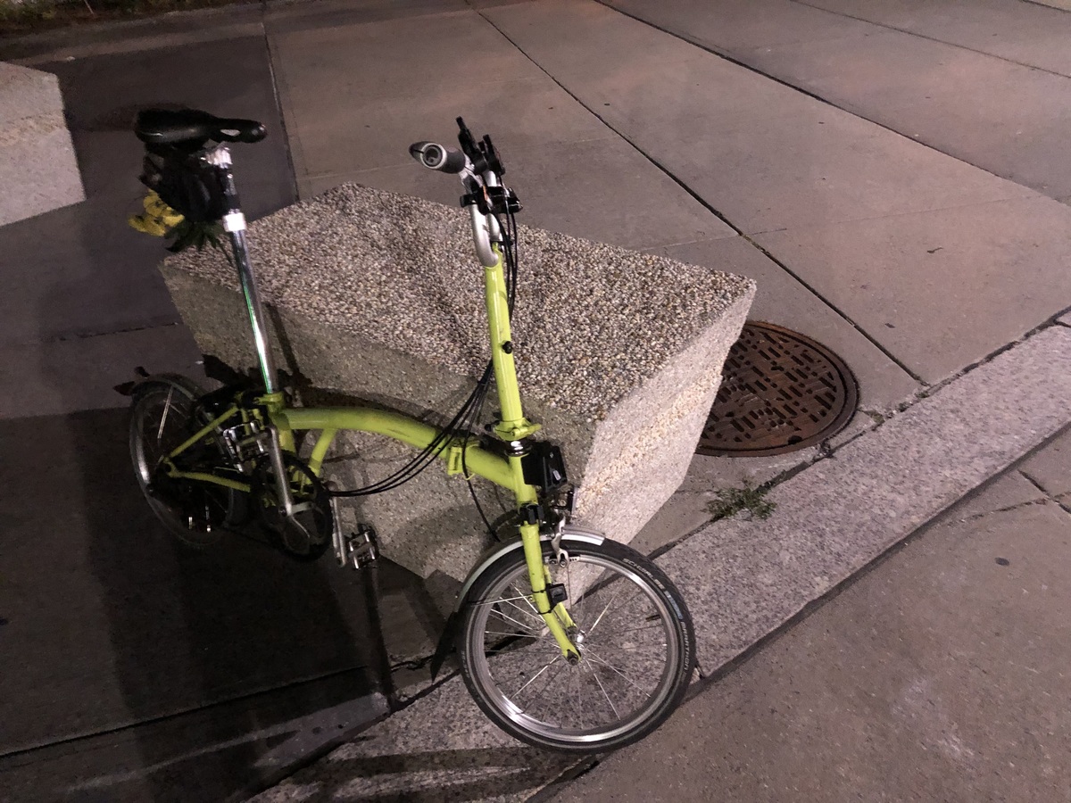 2015 Brompton Bicycle ML-6, no rack