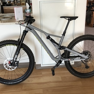 2020 Specialized StumpJumper FSR COMP 27.5 12 SPD Silver, gray or bare metal and Yellow or Gold