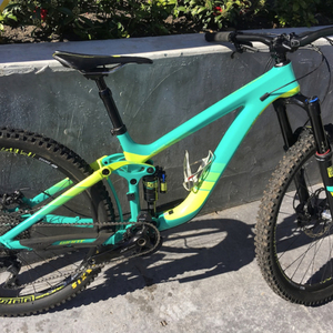 2016 Giant Reign Advanced 1 Teal, Green, and Yellow or Gold