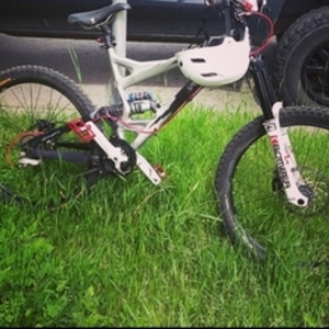 2006 Specialized Enduro SX Trail II Silver, gray or bare metal