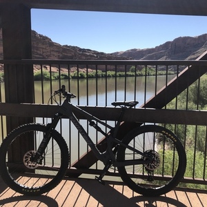 2020 Santa Cruz 5010 Green