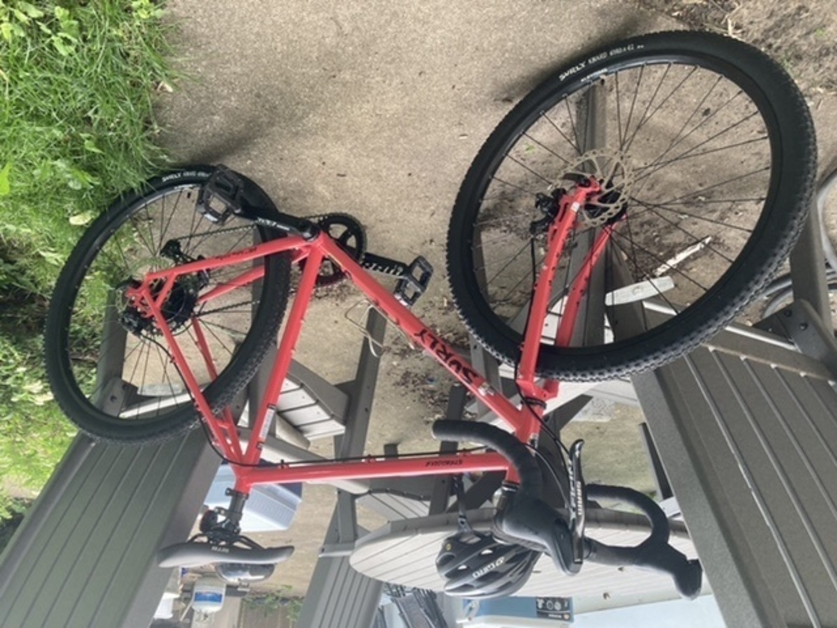 Surly Straggler Bike 650b, Steel, Salmon