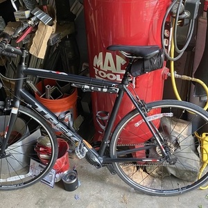 2017 Trek 1.2 Black