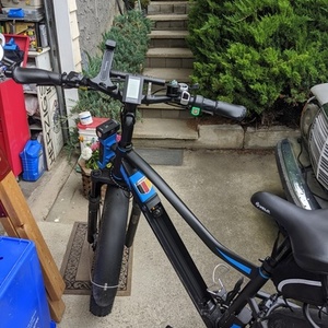 2020 Voltbike Yukon 750 Black and Blue