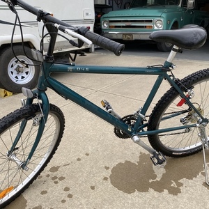 PR6 045 Mountain Green