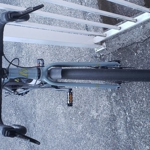 Brodie monster 2.0 Silver, gray or bare metal