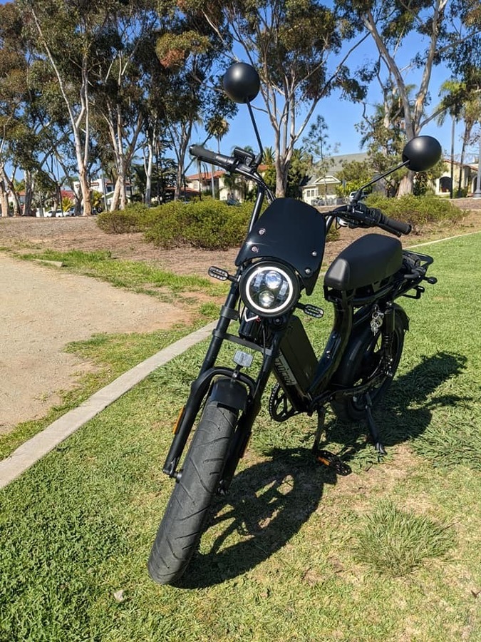 2020 Juiced Riders HyperScorpion Moped Style EBik