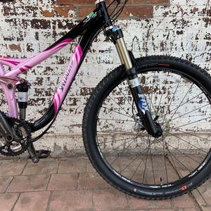 Specialized Safire Comp Pink and Black