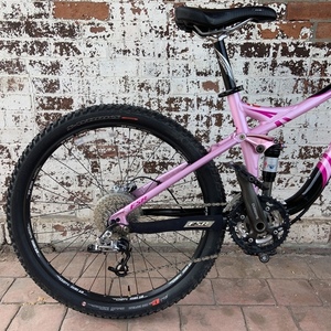 Specialized Safire Comp Pink and Black