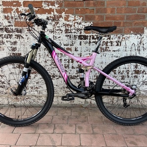 Specialized Safire Comp Pink and Black