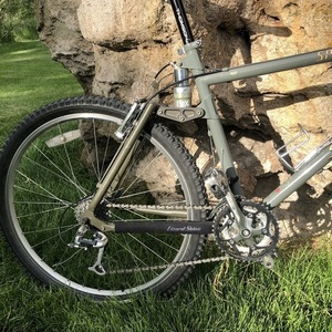 1994 Specialized Stumpjumper FSR Silver, gray or bare metal