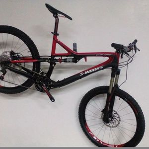 2013 Spectrum stumpjumper Black and Red